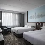 Courtyard By Marriott Chicago At Medical District-Uic