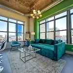 Luxury 2Br Suite With Optional Parking And Gym Access Near Mccormick Place And Soldier Field