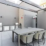 Loop 1br W Deck Gym Wd Nr W Loop The L Chi-220 * Chicago