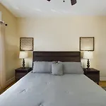 Luxe 4Br With Hot Tub & Game Room