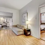 West Loop Entire Apt