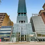 Sentral Michigan Avenue 3*