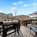 Spacious Luxury Retreat 8 Bed Oasis With 6 Baths
