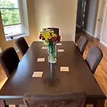 Gorgeous North Kenwood Hyde Park Unit