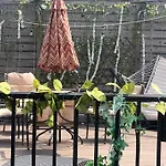 1 Bedroom Unit With 1 Free Garage Parking