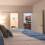 3Br Prime Hyde Park Location Near Uchicago And Dining