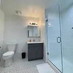 Private Rooms With Share Livingroom And Kitchen In Pilsen