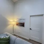 Flexible Room Choices & Modern Amenities !