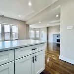 Harmony Near The Lake In Stylish 3 Bed 2 Bath