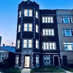 Harmony Near The Lake In Stylish 3 Bed 2 Bath