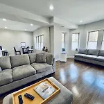 Harmony Near The Lake In Stylish 3 Bed 2 Bath