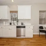 Modern Comfort In Tri-Taylor