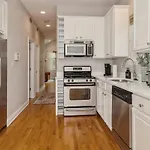 Modern Comfort In Tri-Taylor