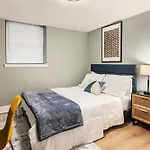 Homestay Drexel Apartments, Downtown Hyde Park