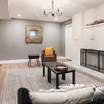 Drexel Apartments, Downtown Hyde Park