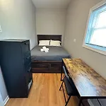 Wonderful Close To Downtown - Free Parking