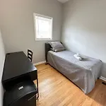 Wonderful Close To Downtown - Free Parking