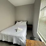 Wonderful Close To Downtown - Free Parking *