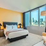Nvcll 5* Chicago