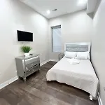 Luxury 3 Bedroom In Bronzeville