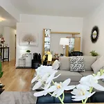 Comfy Flat By Foster Beach Downtown Uptown