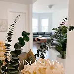 Comfy Flat By Foster Beach Uptown Downtown