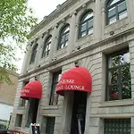 Wicker Park Bathhouse Apartments