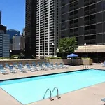 Streeterville Studio W Gym Pool Nr Navy Pier Chi-450