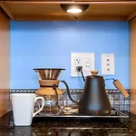 Elegant And Chic 2bed 2bath Steps From The Lake! * Chicago