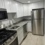 Designer 1 Bed 1 Free Parking