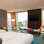 Hotel Aloft By Marriott Downtown River North 3*