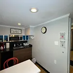 Modern Studio In Lincoln Park