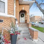 New Luxurious 5Bd-2Ba Home-Free Wine-2Car Parking