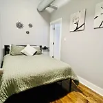 Modern Pilsen Chicago Apartment