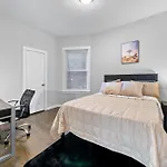Cozy Woodlawn Retreat 1
