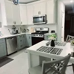 Apartment Cozy & Near Downtown & Hyde Park *