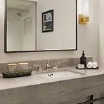The Talbott, Autograph Collection 4* Chicago