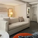 The Talbott, Autograph Collection Hotel 4*