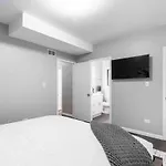 Pristine Paradise Chicago 3Bd 2Ba Free Parking