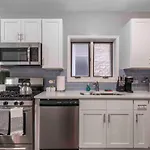 Pristine Paradise Chicago 3Bd 2Ba Free Parking