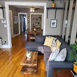 Hermosa House Apartment - Peaceful Quiet 3Br, Free Street Parking, Solar Powered, By Logan Square
