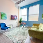 Mccormick Place 2Br-2Ba With Optional Parking, Patio, Gym Access For 6 Guests
