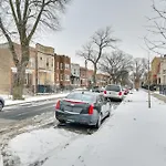 Apt 5 Mi To Chicago Loop Walk To Public Transit!