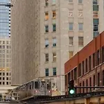 Hotel Found River North 3*