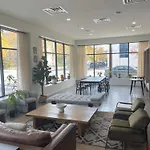 Modern Apartment Close To Downtown Chicago