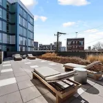 Stylish & Cozy 2Br 2Ba Retreat