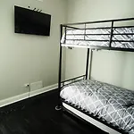 7 Star The Malia Oasis 3br 1 Half Bath Office Space Apartment