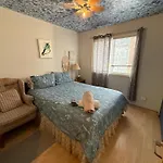 Charming In Portage Park Holiday home