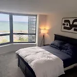 Iconic Style, Charming Lake View