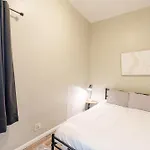 Bright & Modern 3br And 1ba In Logan Square * Chicago